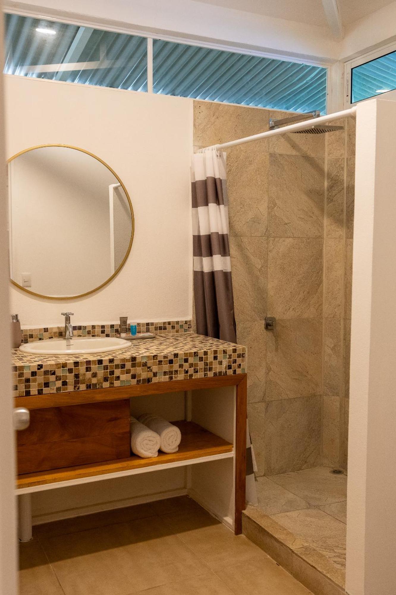 Jaguar Inn Bungalows Puerto Viejo de Talamanca Zewnętrze zdjęcie